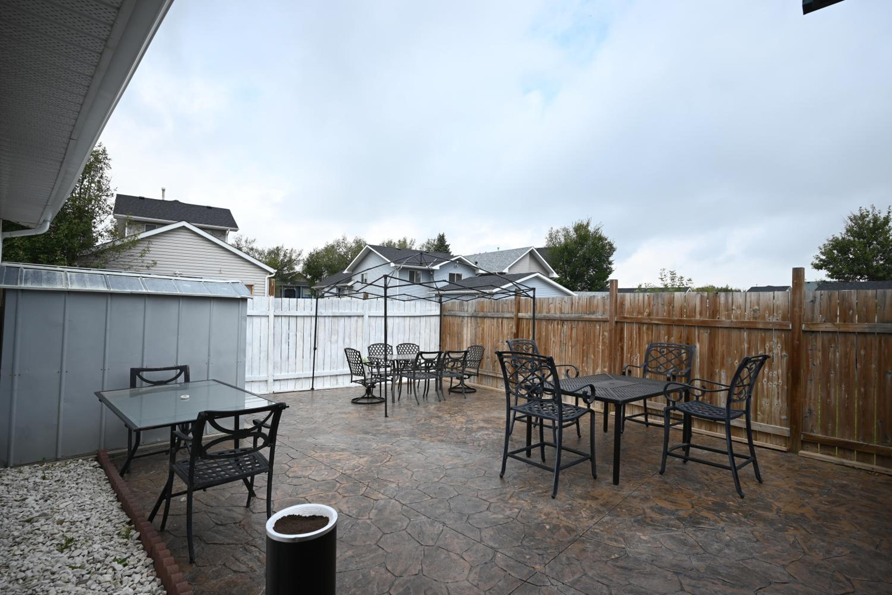 33 Executive Home, Ac, Airport