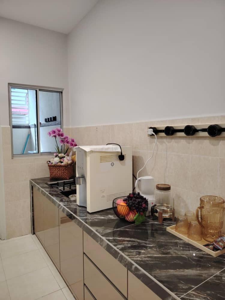 12pax -Bakap Indah 2Storey Corner House Big Space photo 3
