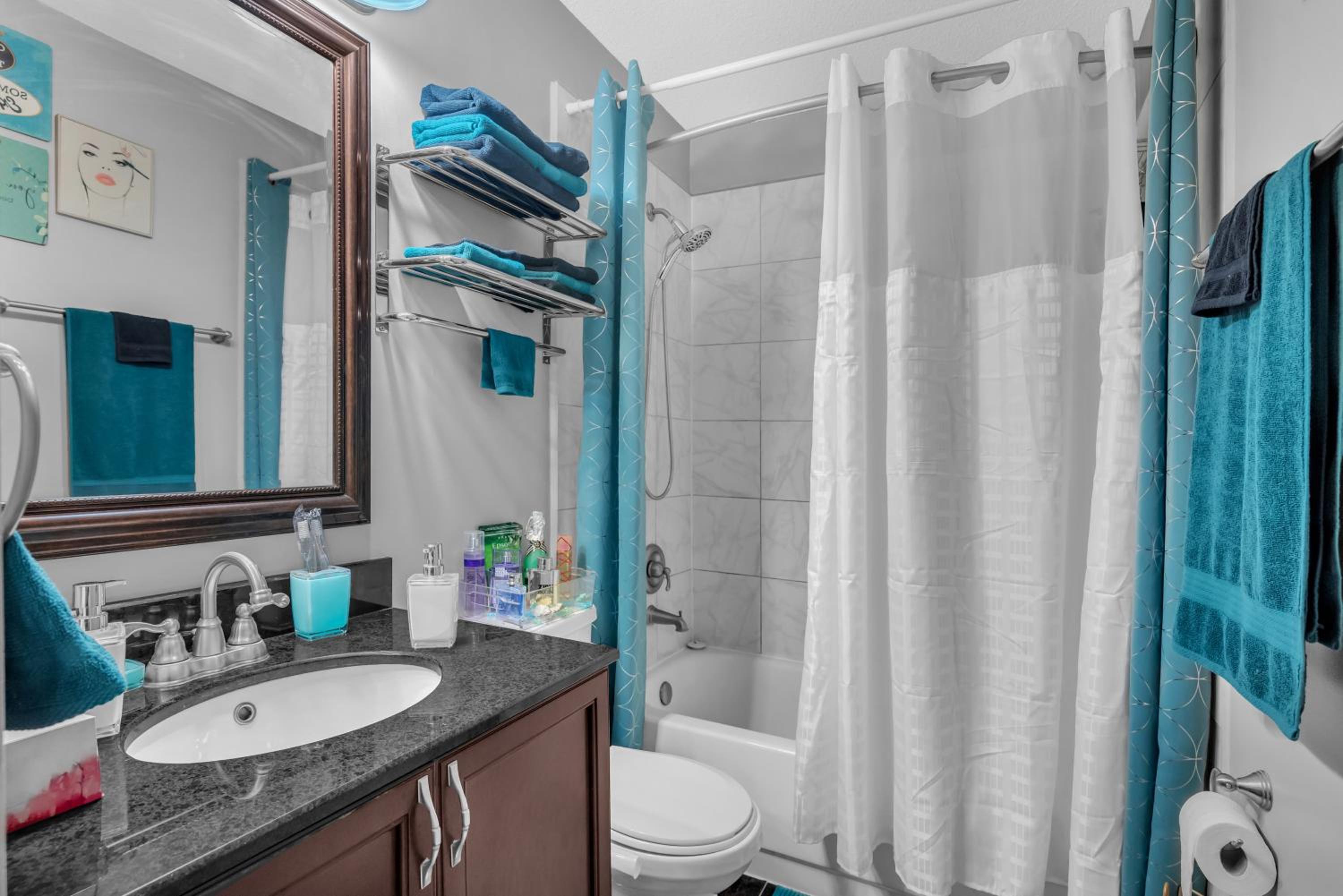 33 Executive Home, Ac, Airport