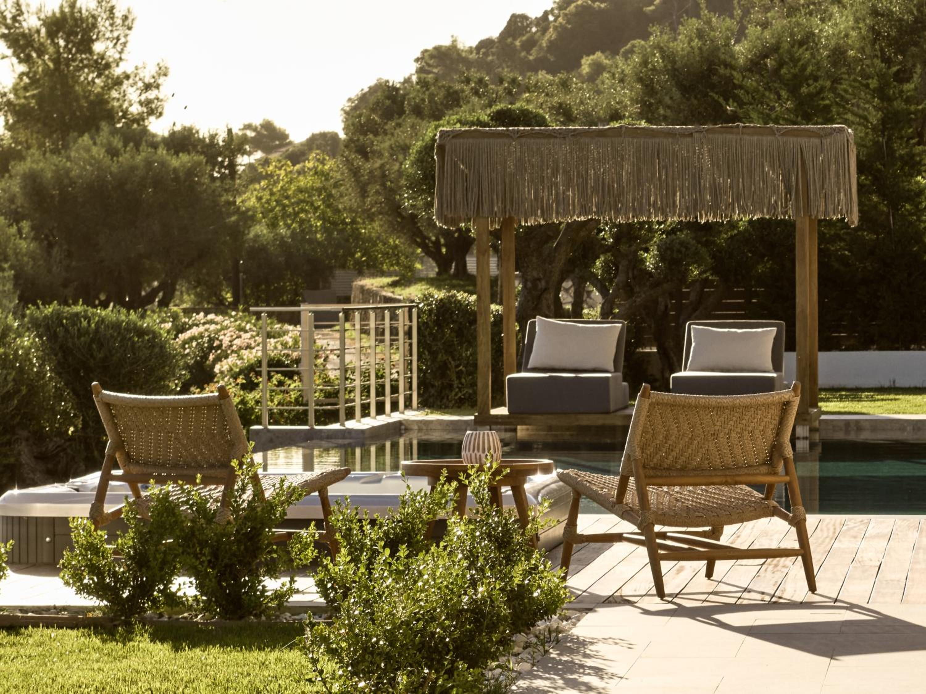 Thesan Villas