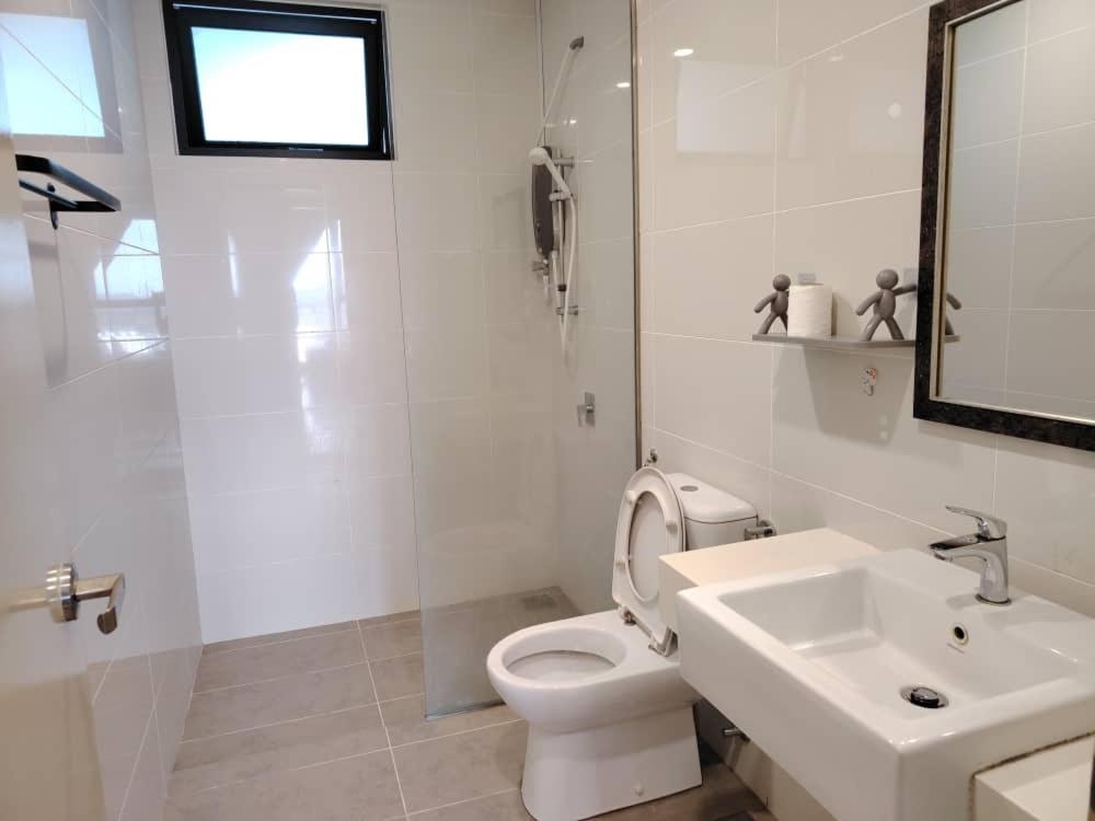 Mid Valley Megamall View Southkey Mosaic 3BR 2FREE By Natol