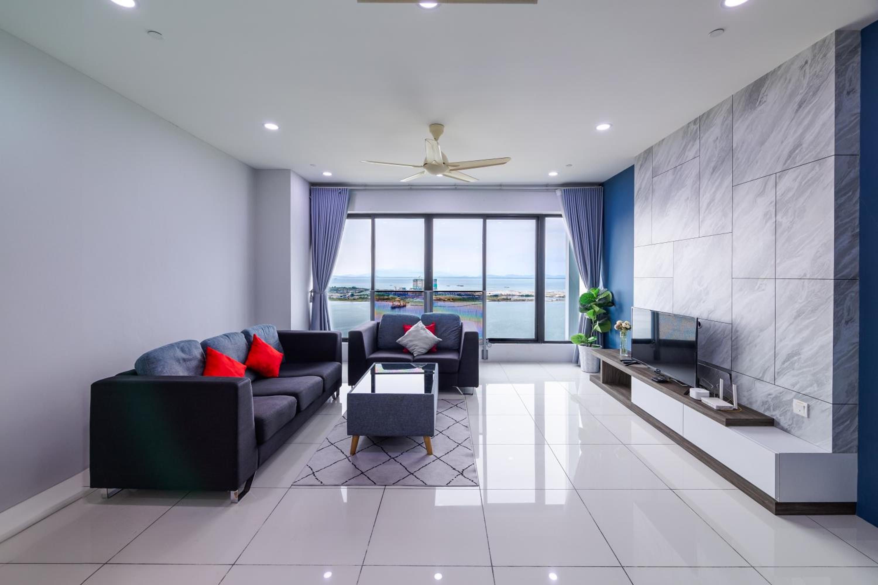 Sunrise Gurney #SeaView #GurneyDrive #FamilyStay photo 1