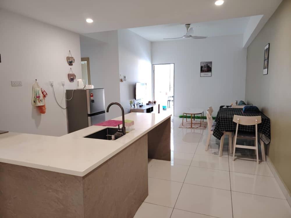 Mid Valley Megamall View Southkey Mosaic 3BR 2FREE By Natol