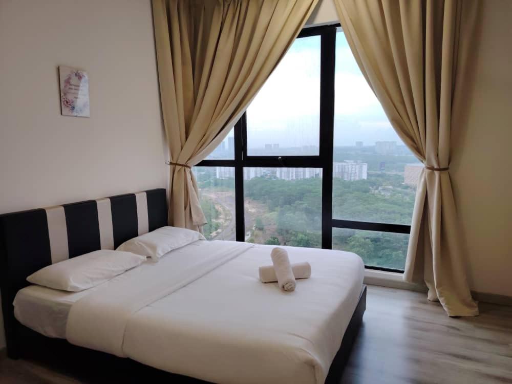 Mid Valley Megamall View Southkey Mosaic 3BR 2FREE By Natol