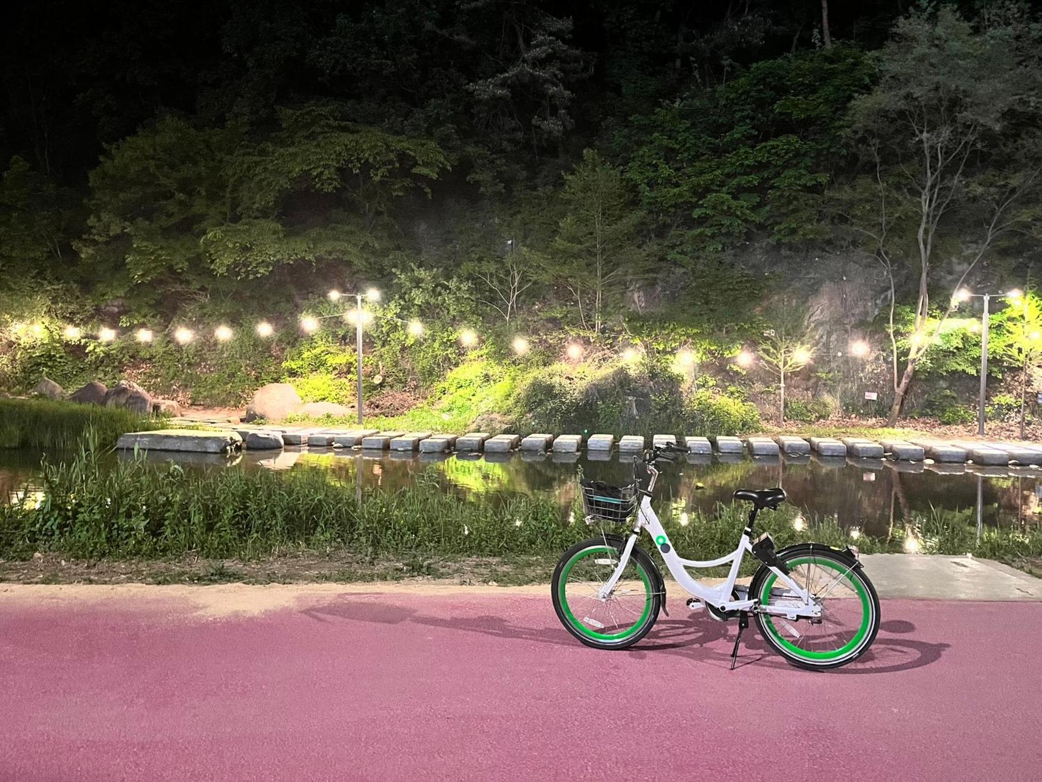 Bueno Day - between Hongdae & Palace Gyeongbokgung 외국인도시민박업 한국인예약금지 view 5