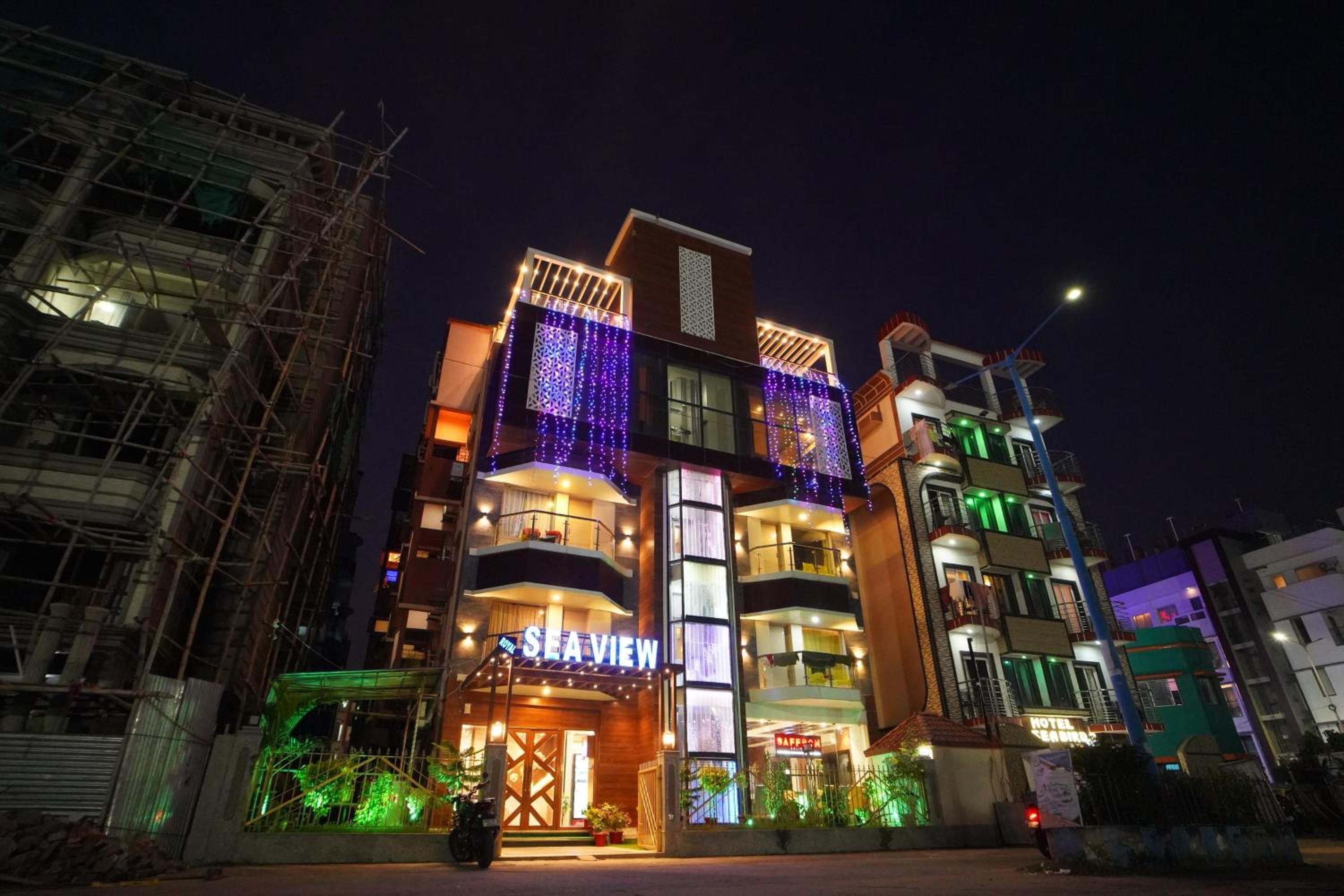 Royal Sea View !! Beach Front view 4