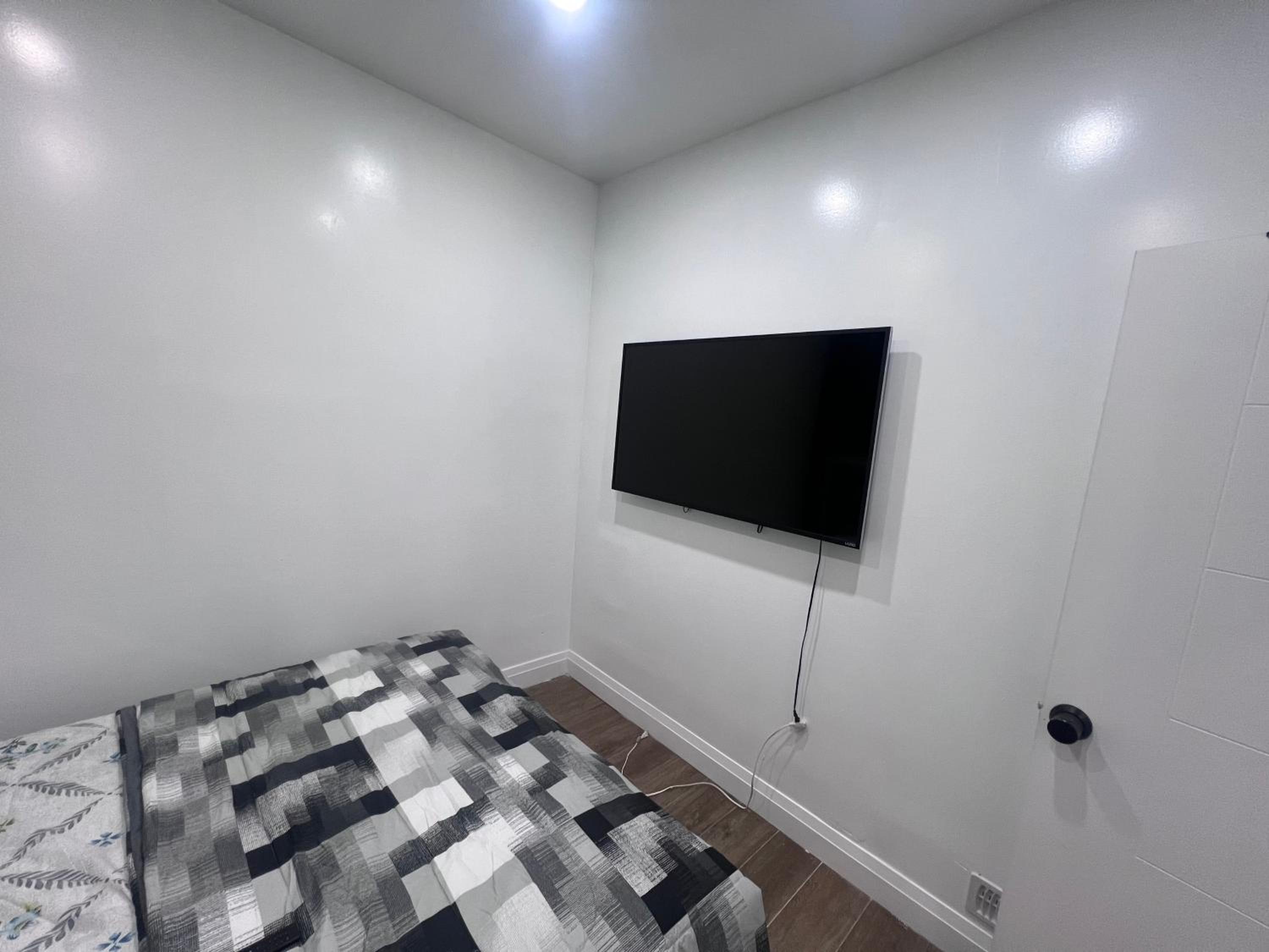 Cambridge Vacations - B7 Private Room In Cambridge - Property Image 7