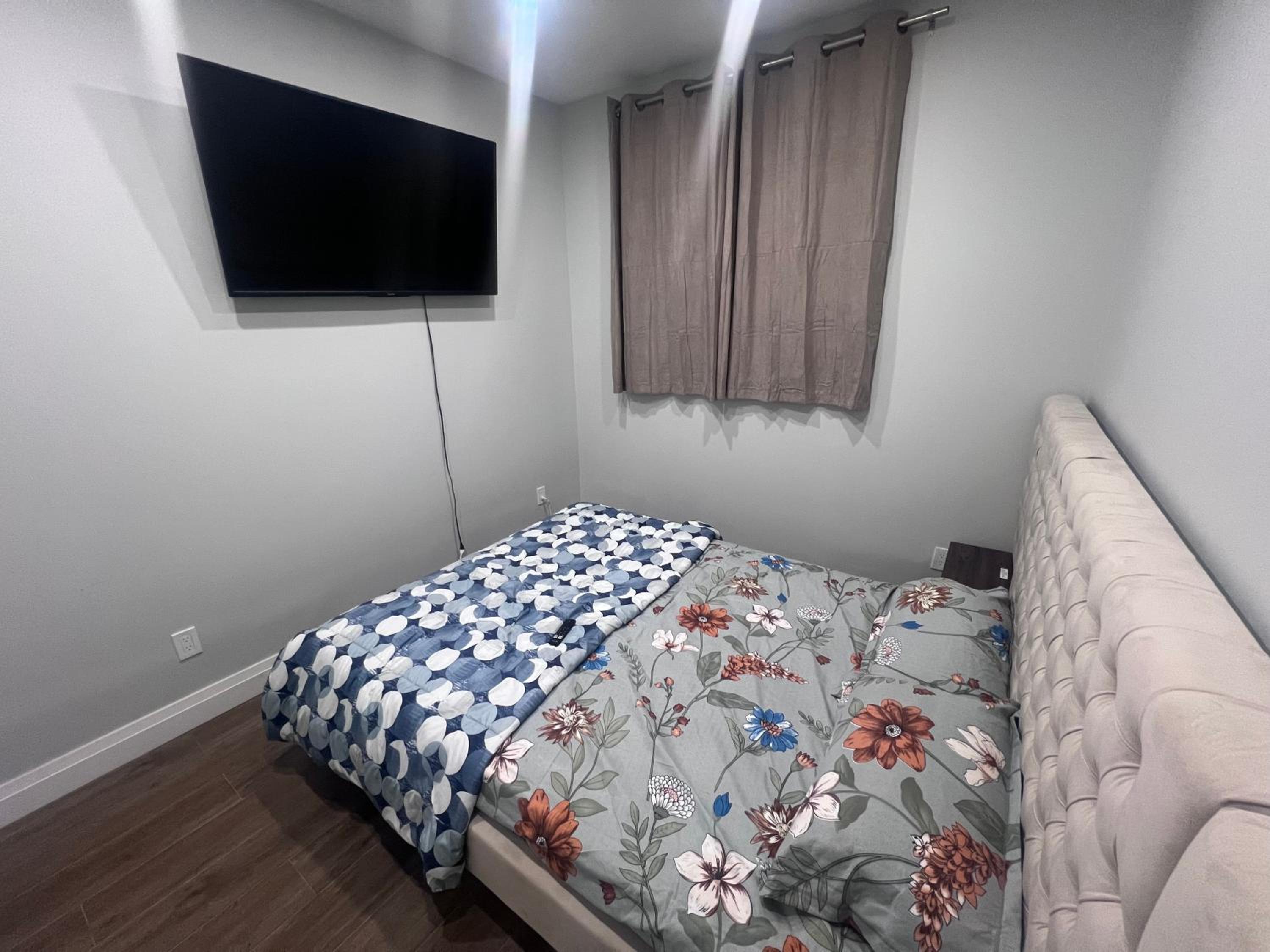 Cambridge Vacations - B5 Private Room In Cambridge - Property Image 2