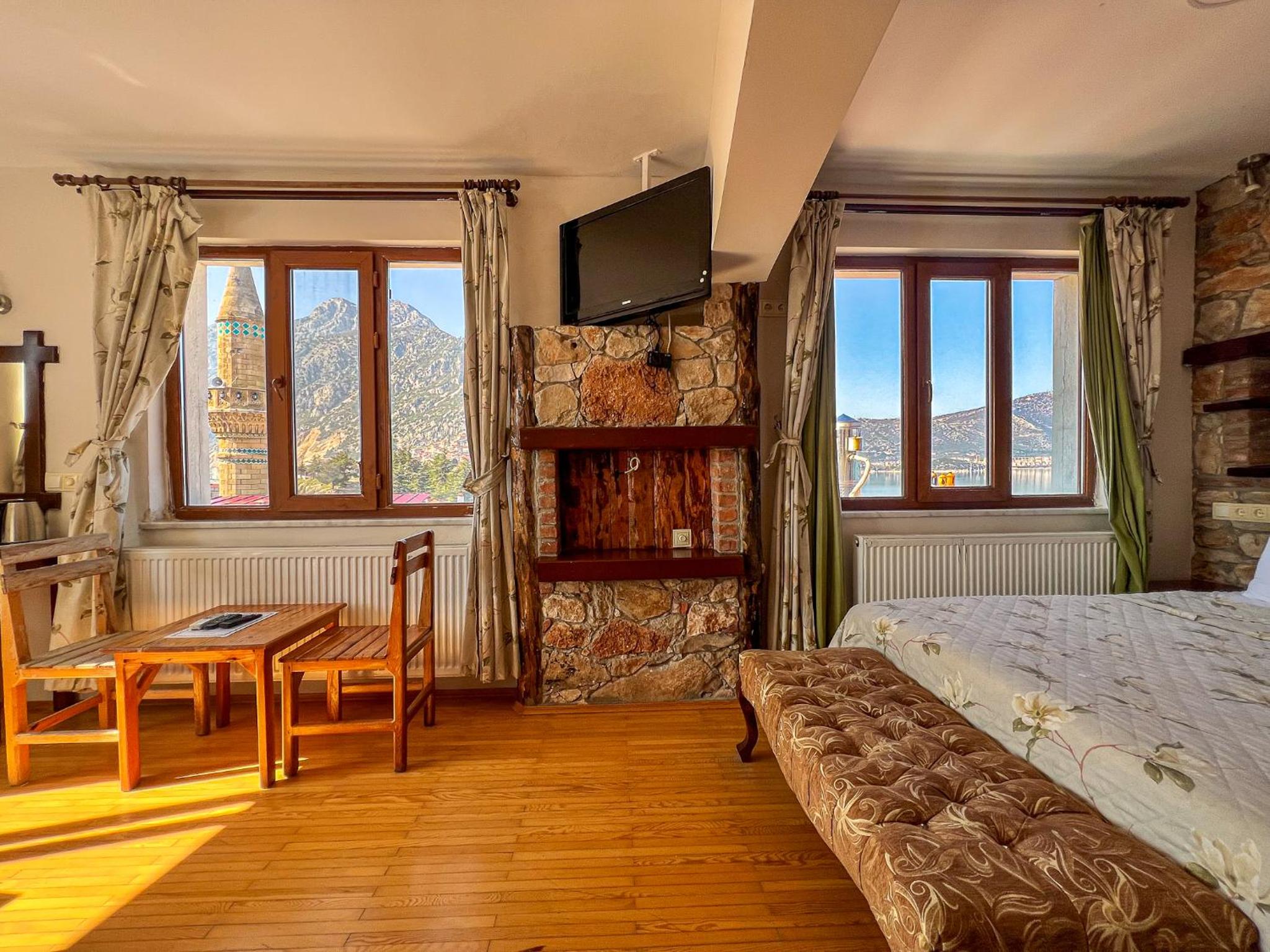 Fulya Pension en Egirdir — hotel room