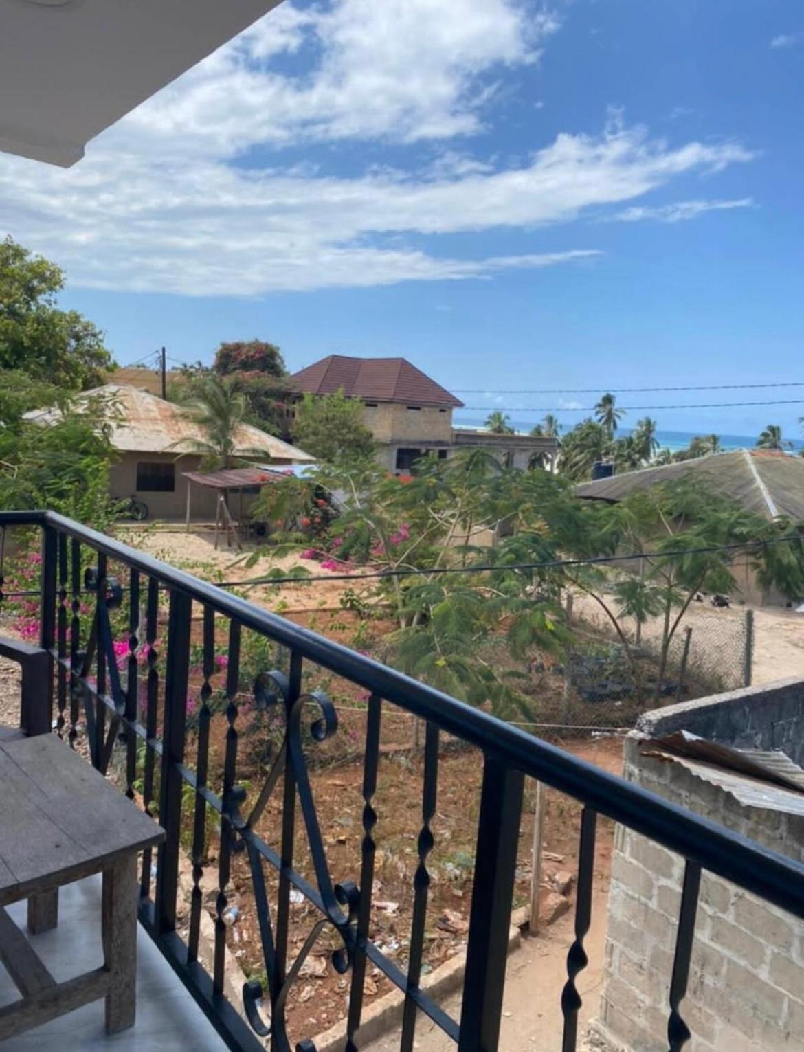 Karibu Apartment