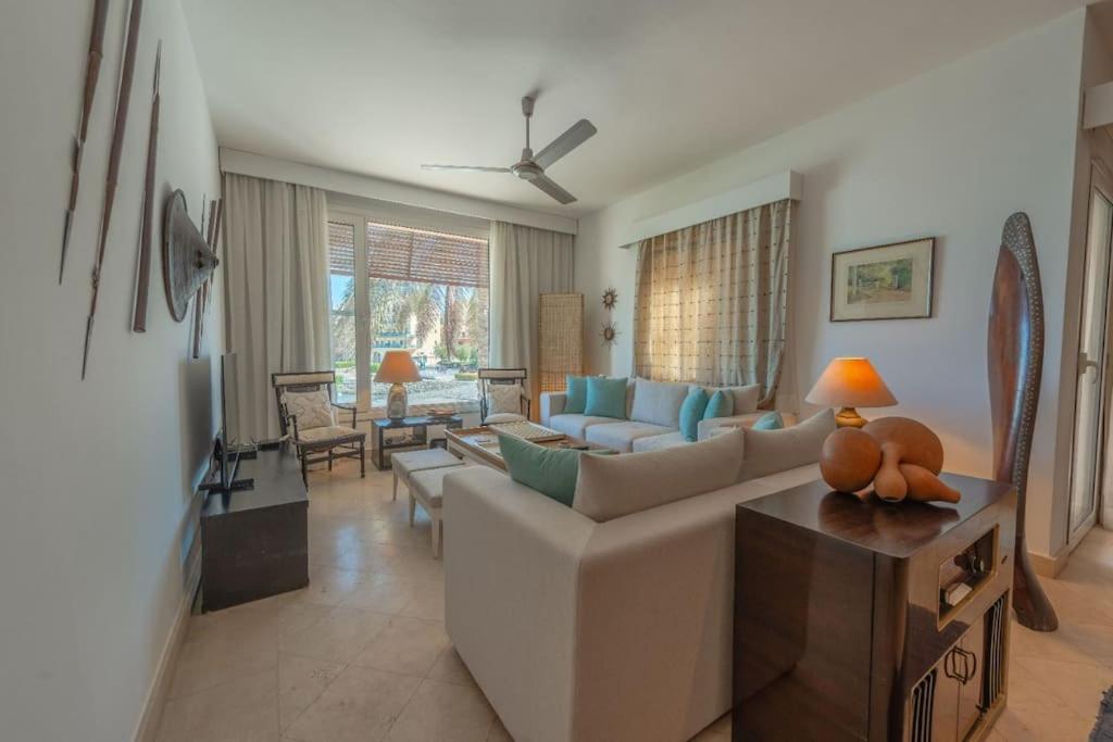 Luxury apartment on the Marina