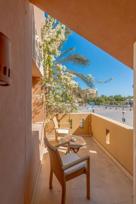 Luxury apartment on the Marina