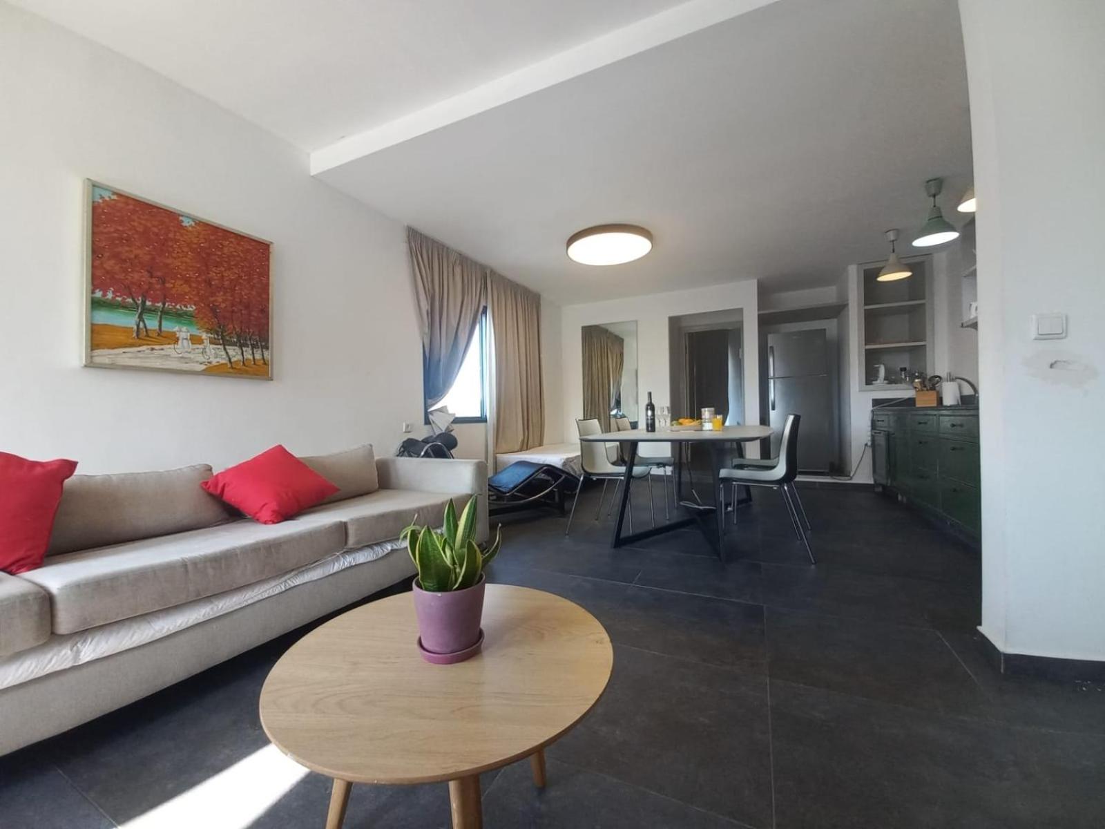 Spacious Neve Tzedek Apartment