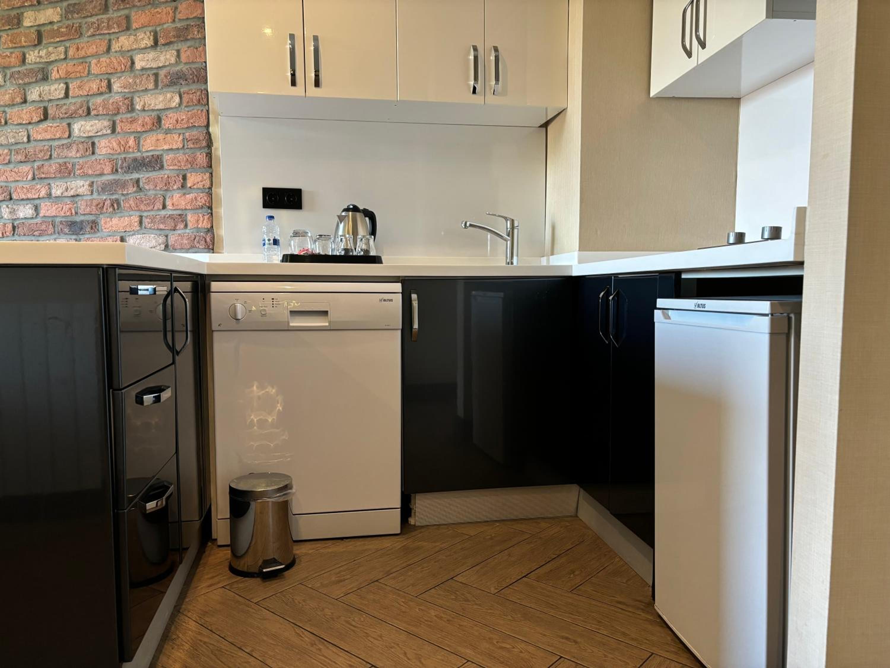 Aldino Residence - Image 29