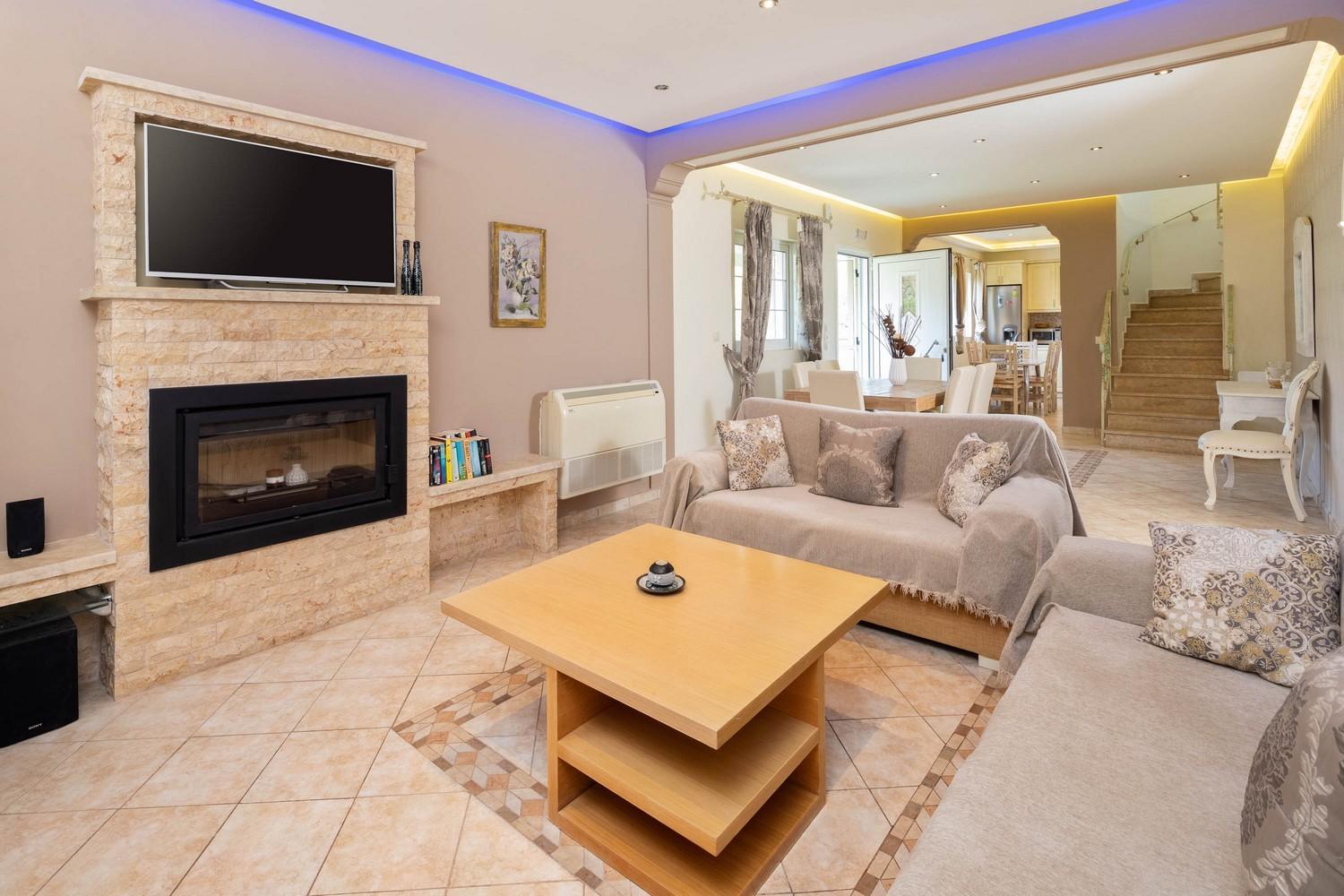 Villa Kalypso with private swimming pool