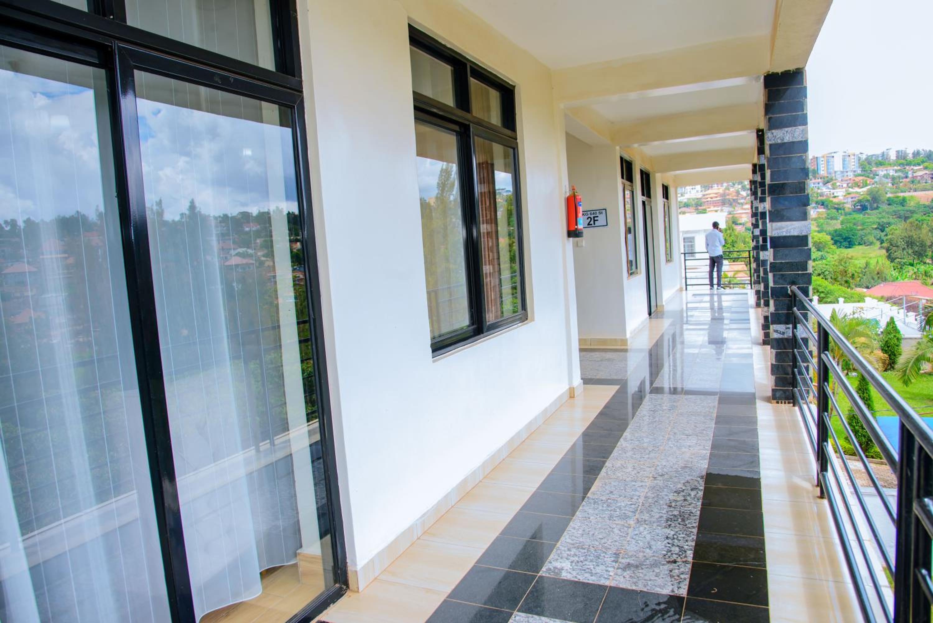 Diplomat Apartments Rugando view 3