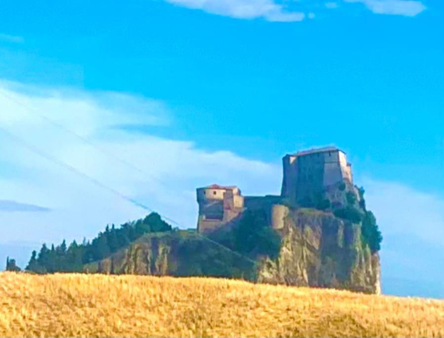 La Mirella
