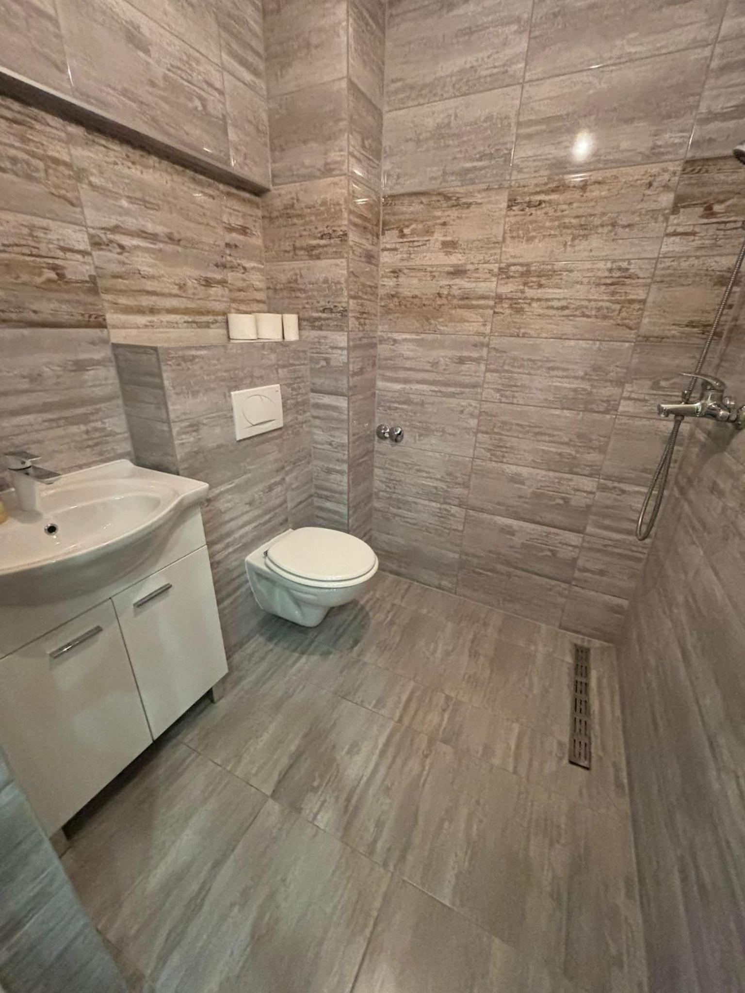 Pool & Rest Holiday Home 3D