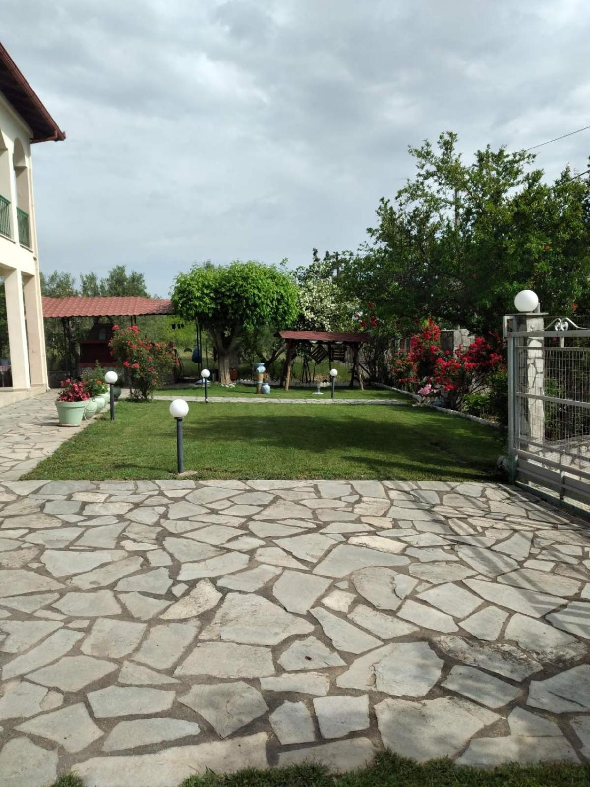 Photo 14