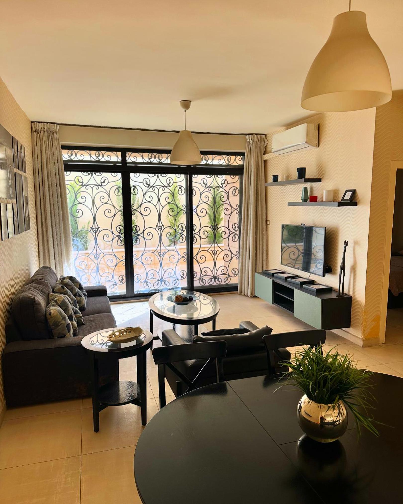 Abdoun Modern Studio