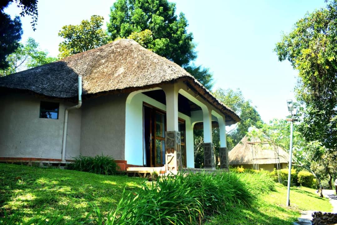Bahundu Safari Lodge