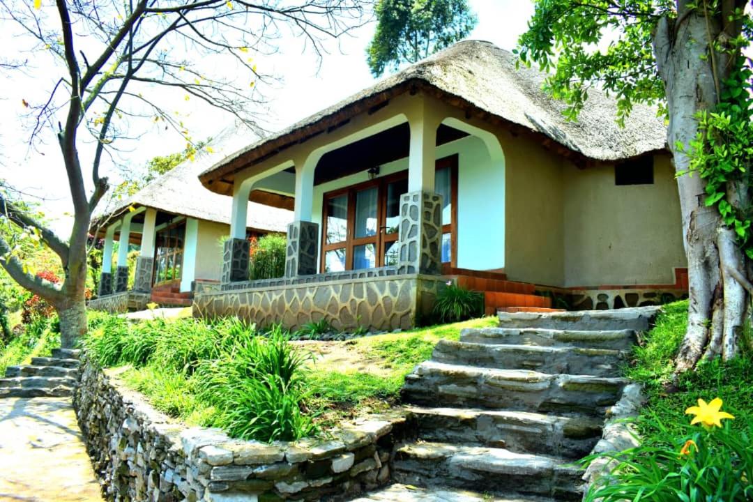 Bahundu Safari Lodge