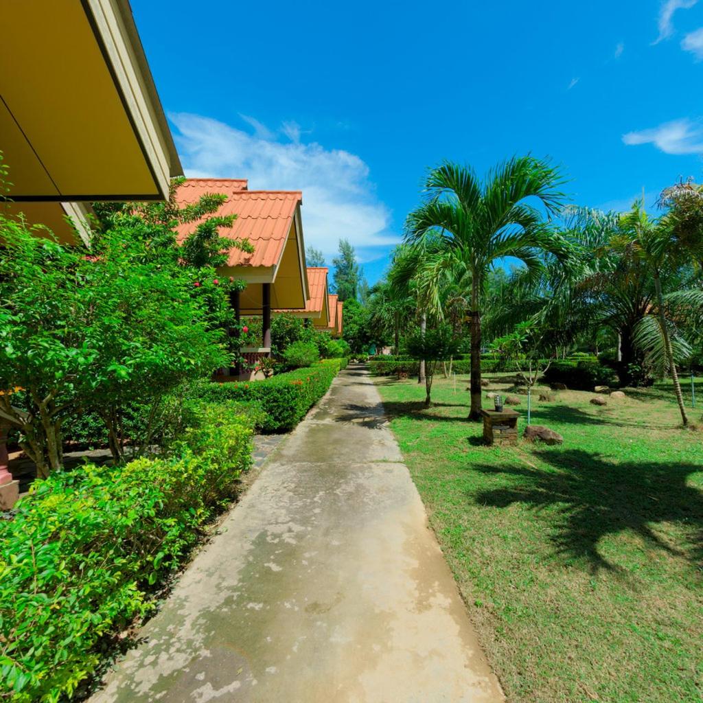 Rim Khao Jungle Resort