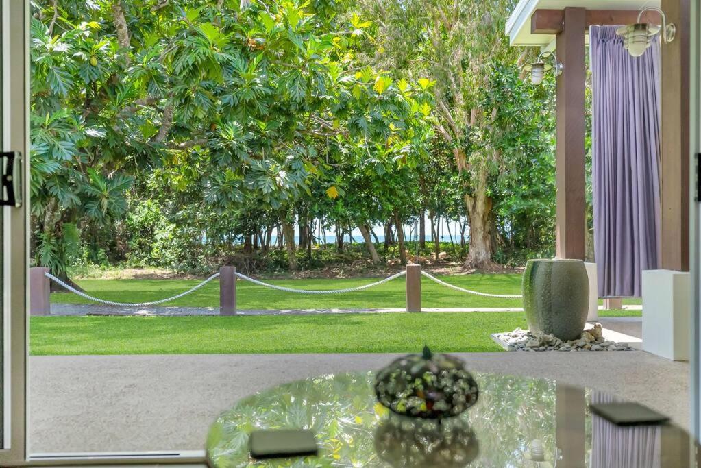 Absolute Beachfront WongaBelle- Pet Friendly