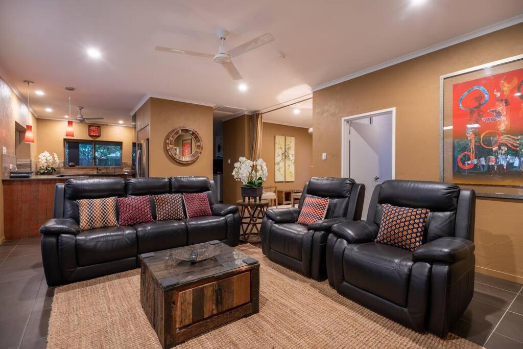 Absolute Beachfront WongaBelle- Pet Friendly