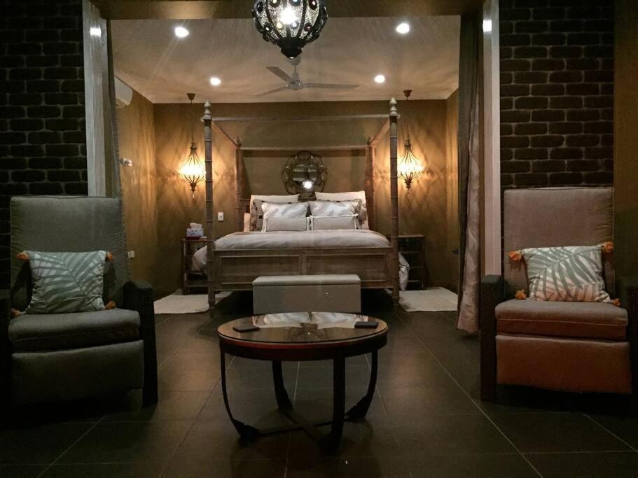 Absolute Beachfront WongaBelle- Pet Friendly