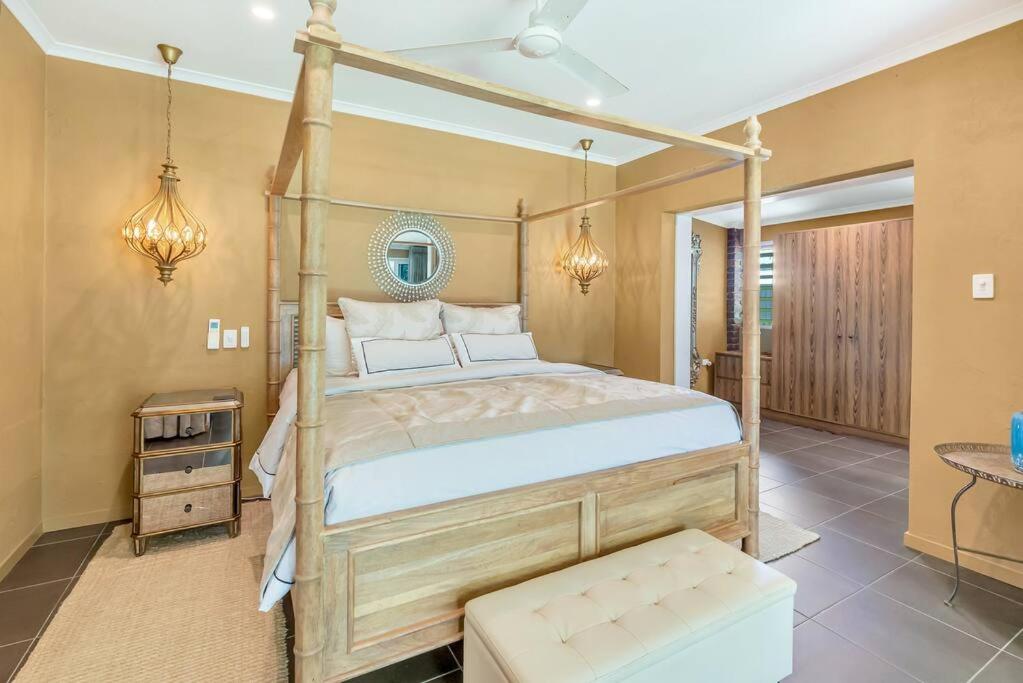 Absolute Beachfront WongaBelle- Pet Friendly