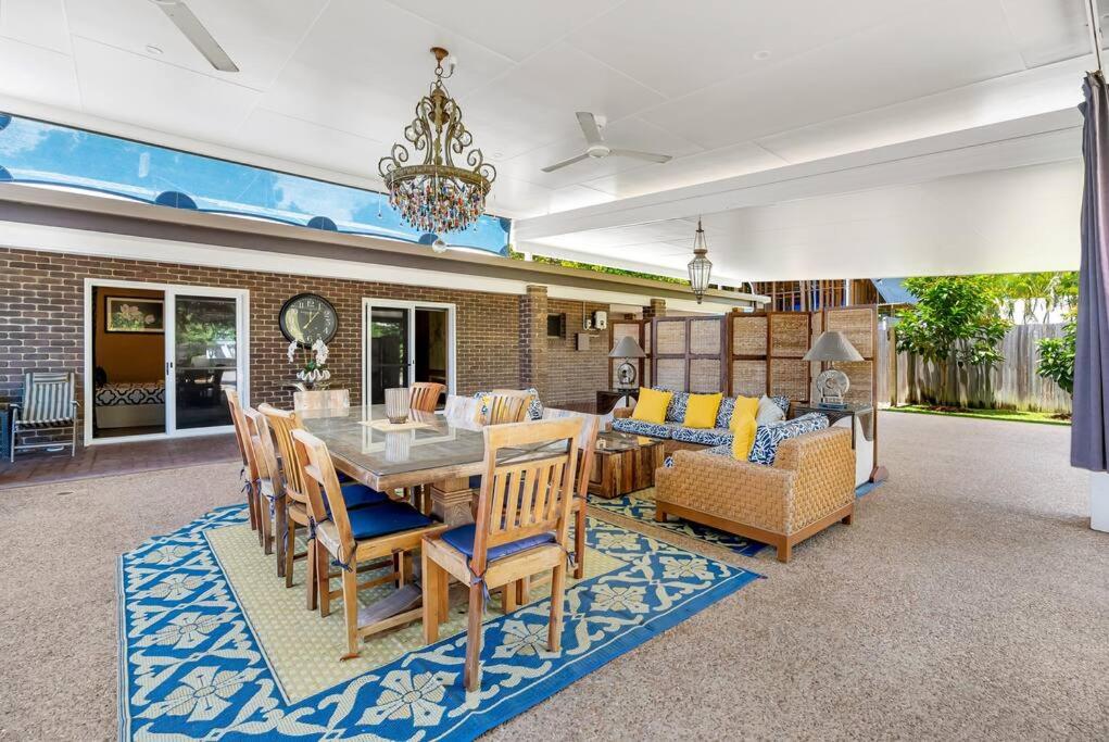 Absolute Beachfront WongaBelle- Pet Friendly