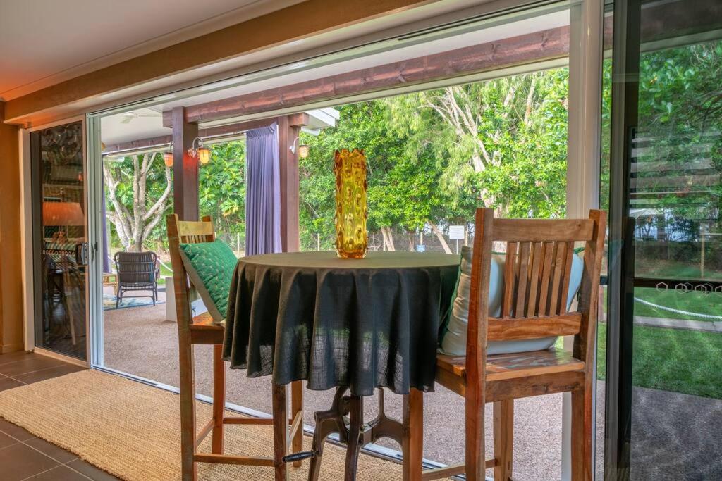 Absolute Beachfront WongaBelle- Pet Friendly