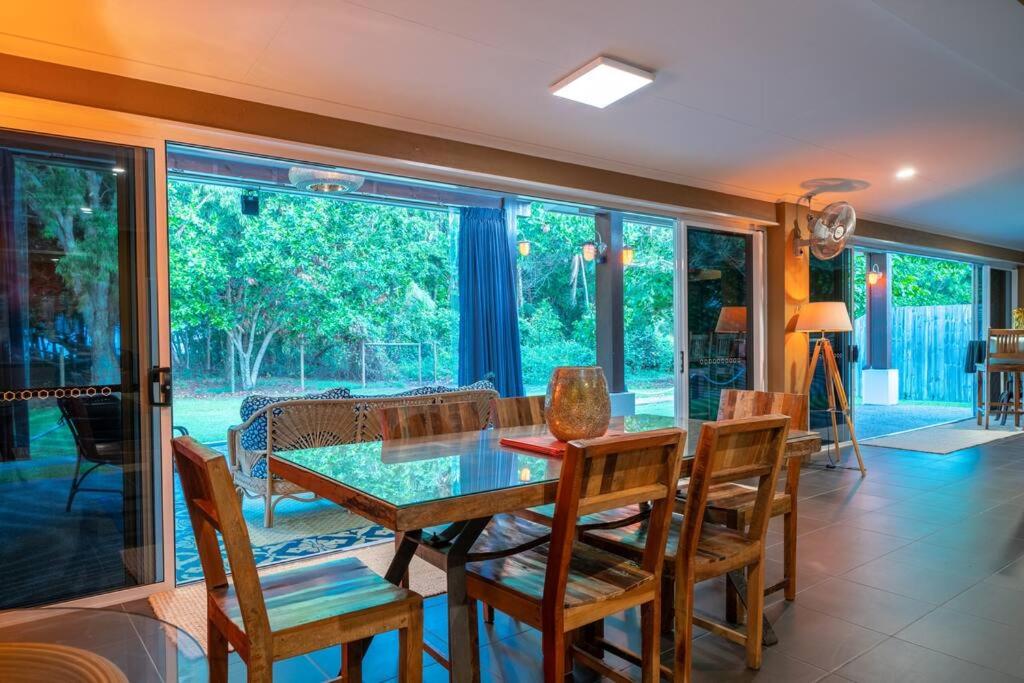 Absolute Beachfront WongaBelle- Pet Friendly
