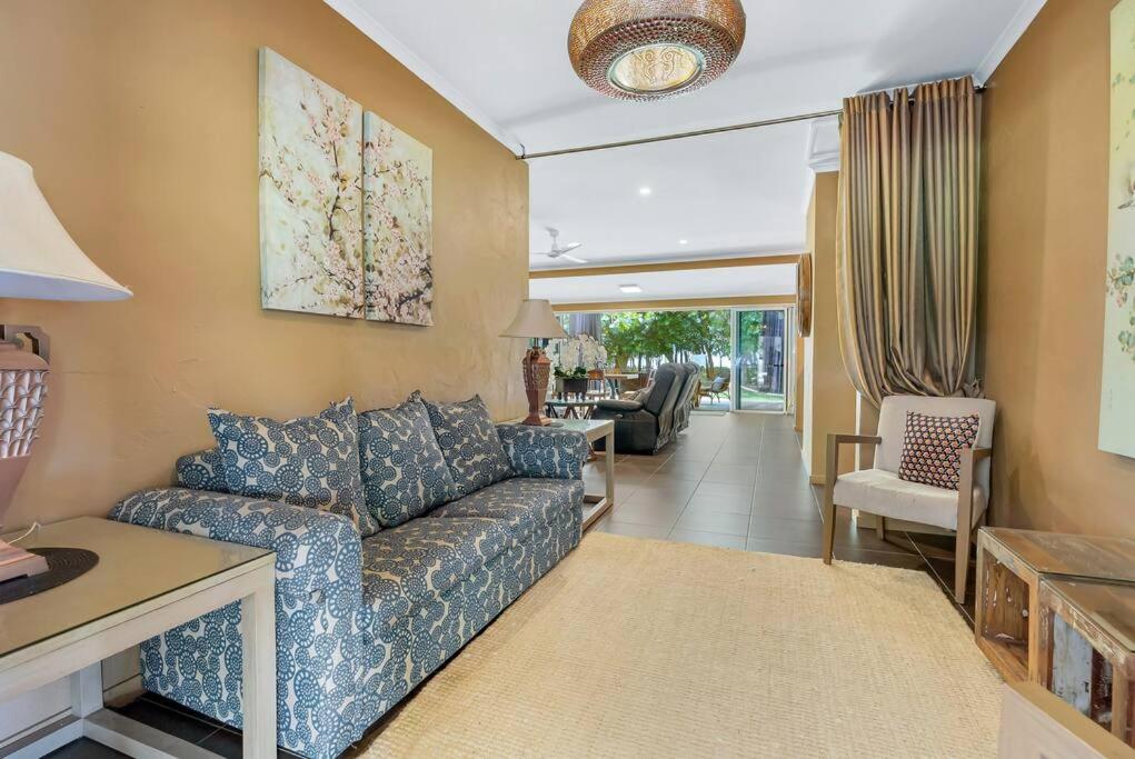 Absolute Beachfront WongaBelle- Pet Friendly