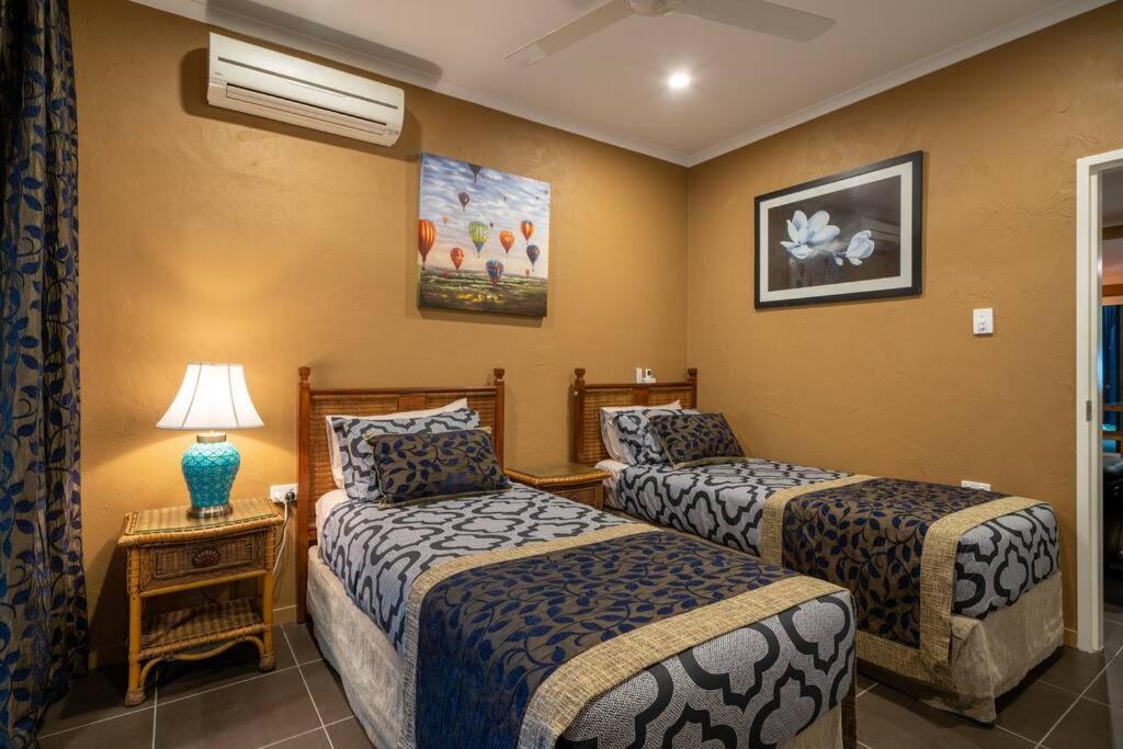 Absolute Beachfront WongaBelle- Pet Friendly
