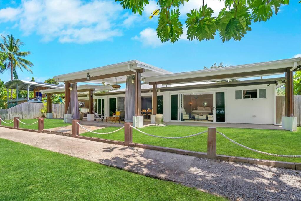 Absolute Beachfront WongaBelle- Pet Friendly