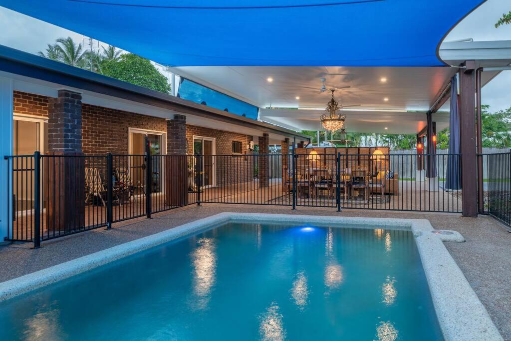 Absolute Beachfront WongaBelle- Pet Friendly