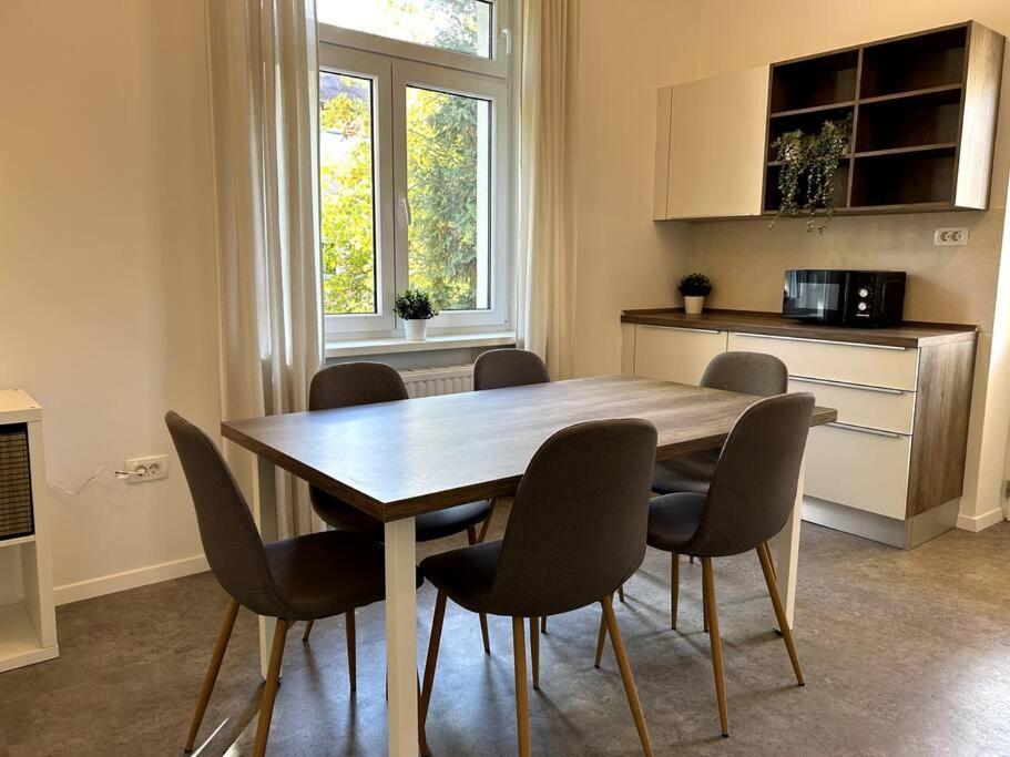 Luxury Apartment Privoz view 3