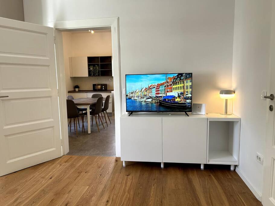 Luxury Apartment Privoz view 5
