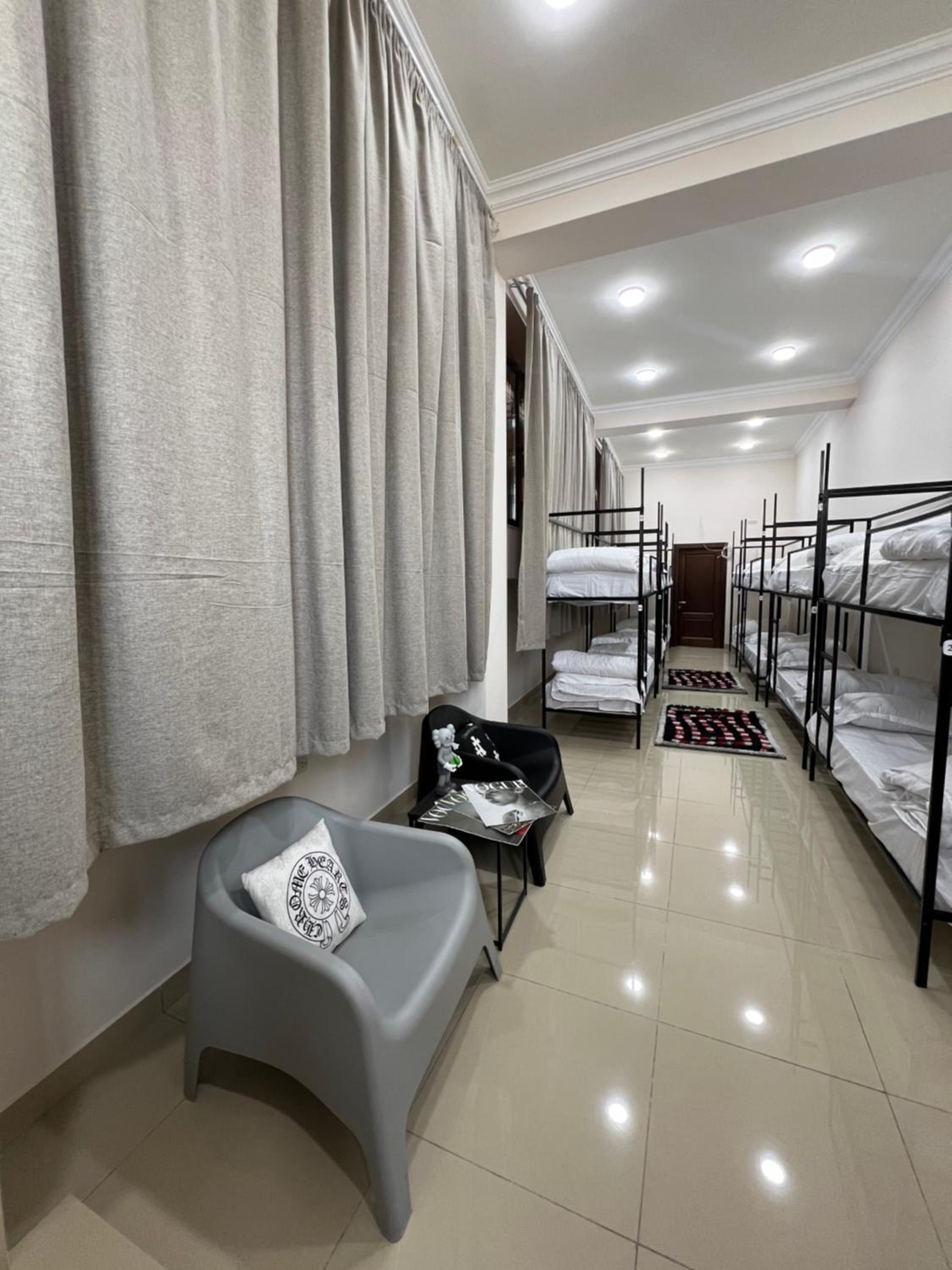 Velvet Vouge Hostel N2