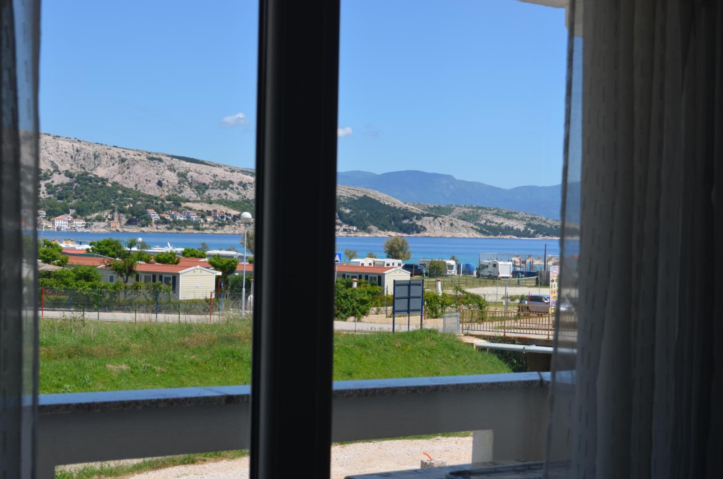 Apartments Mare