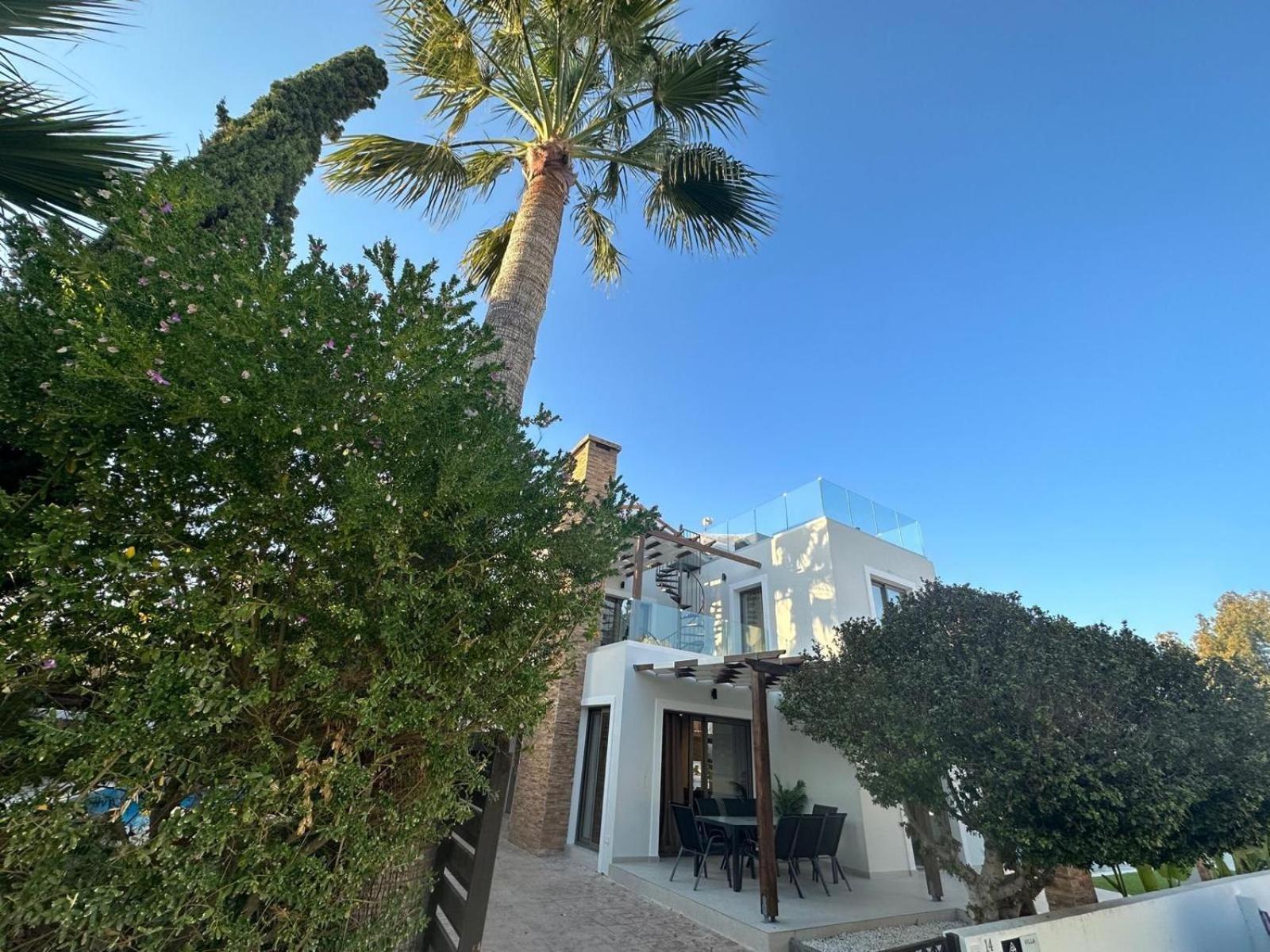 Villa Dara by Ezoria Villas