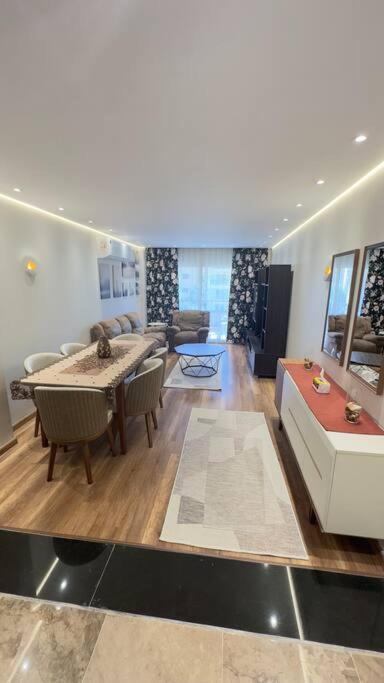 Luxury hotel apartment