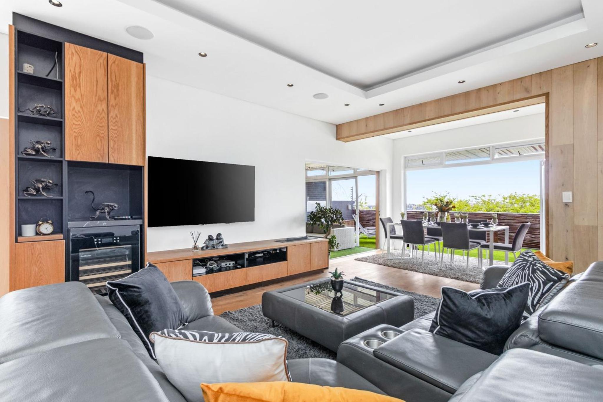 Woodstock Villa