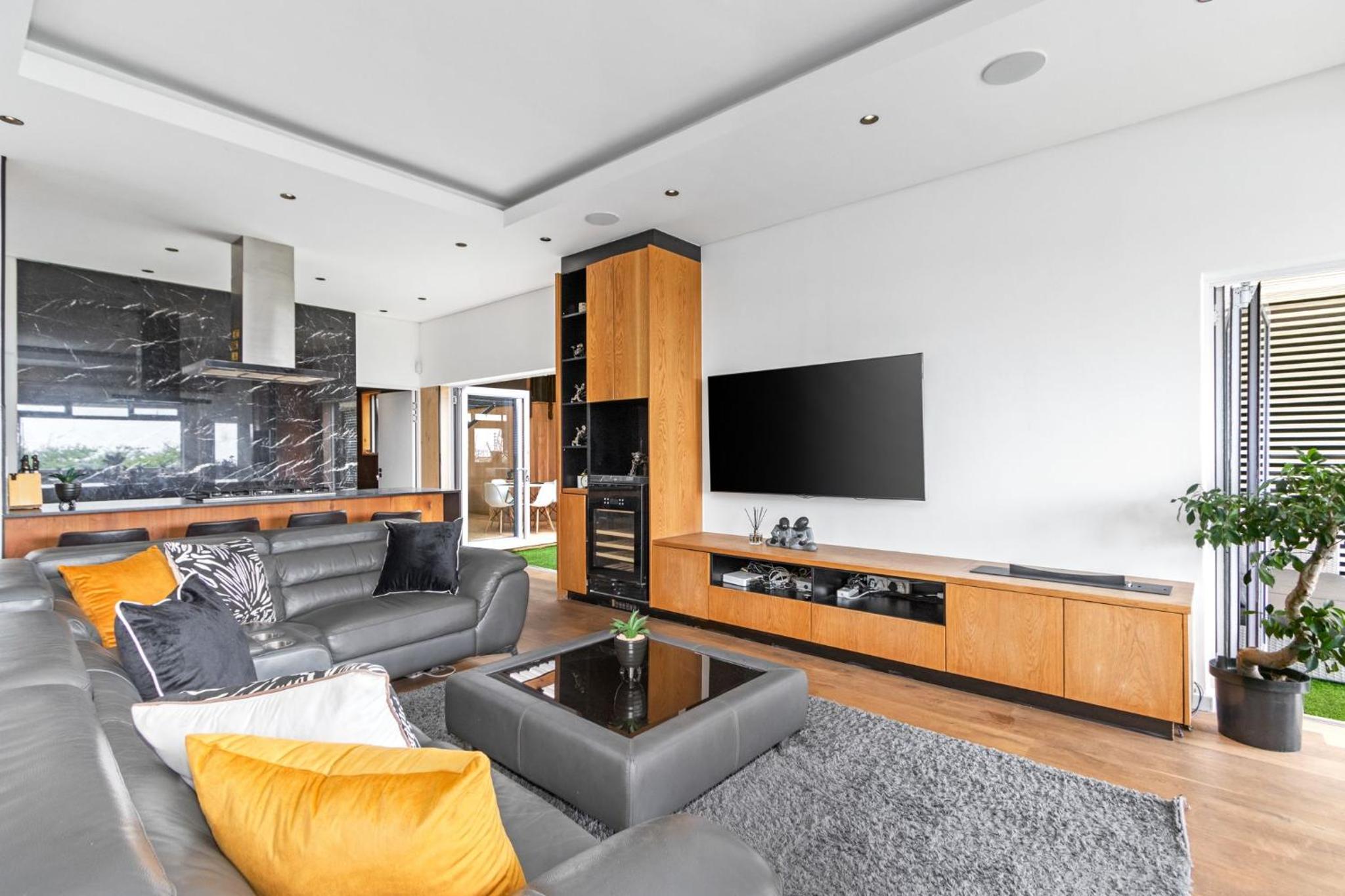 Woodstock Villa