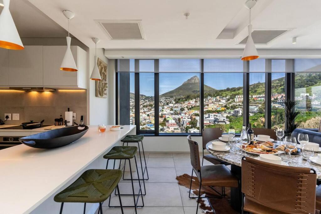 1509 on Strand - Luxury Apartment in Cape Town CBD