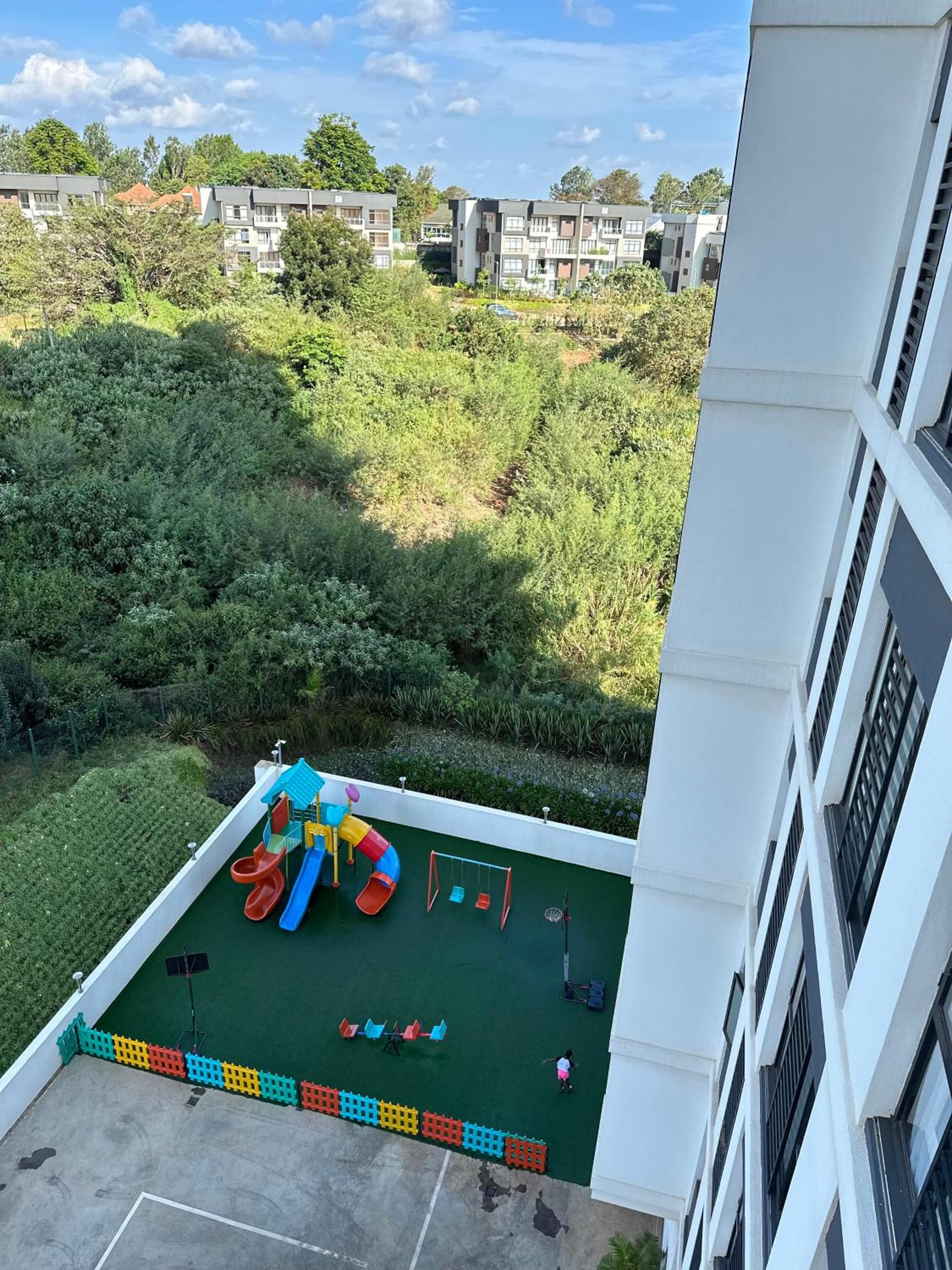 Riverbanks apartments two rivers view 4