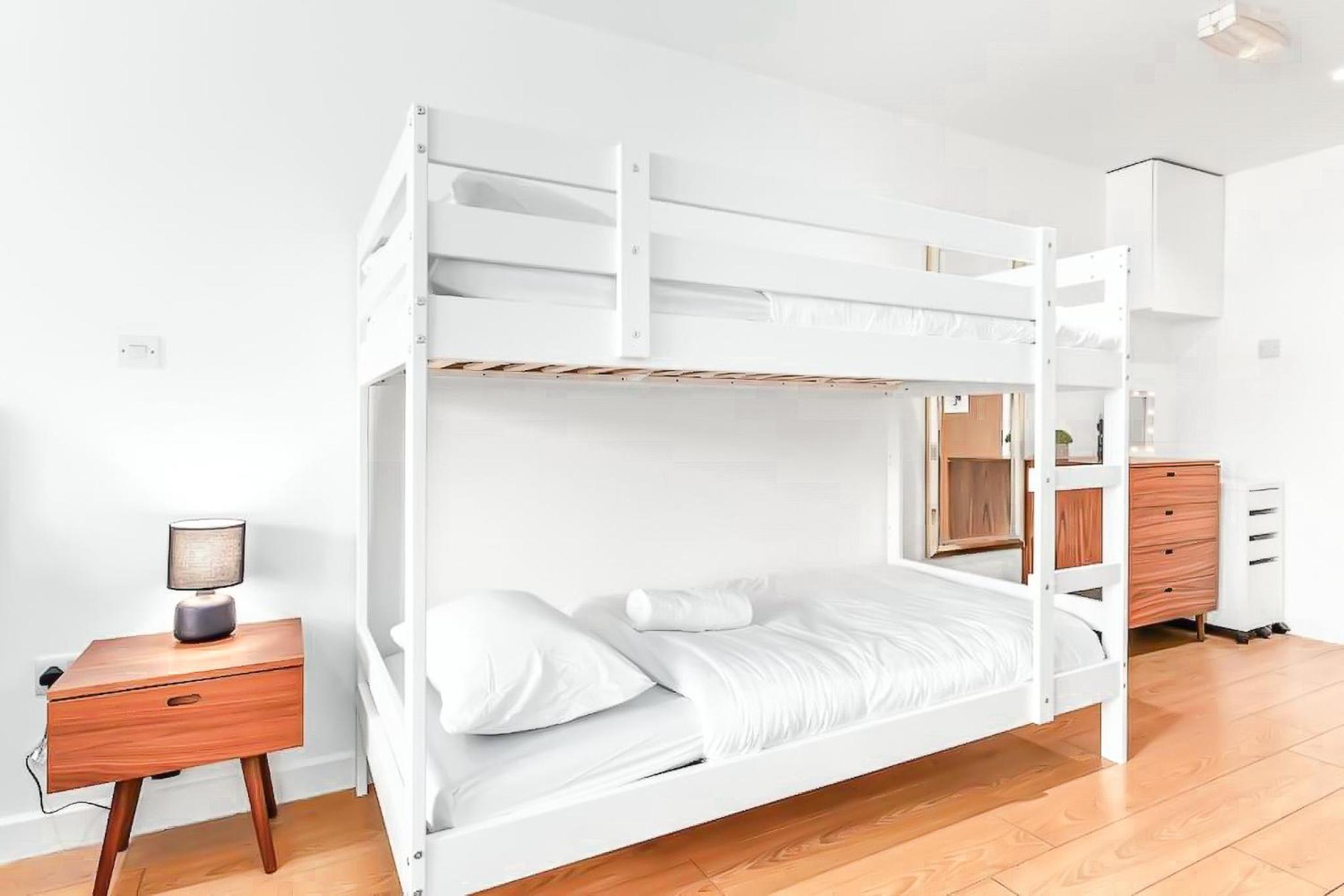 Piccadilly, Soho 1 BR Sleep 6 VR1