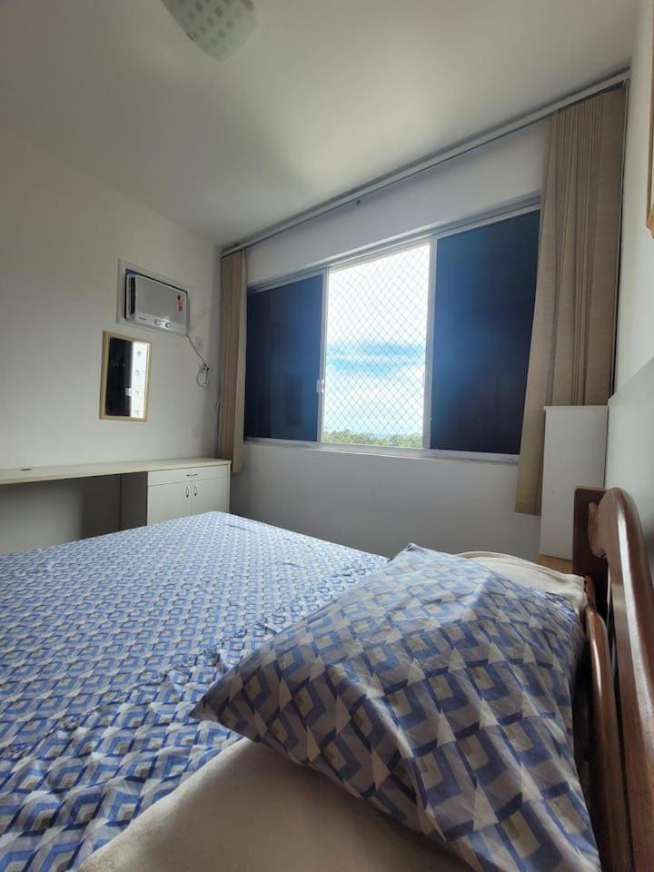 Apt 2 quartos Mobiliado no porto da barra 90m2 12 andar